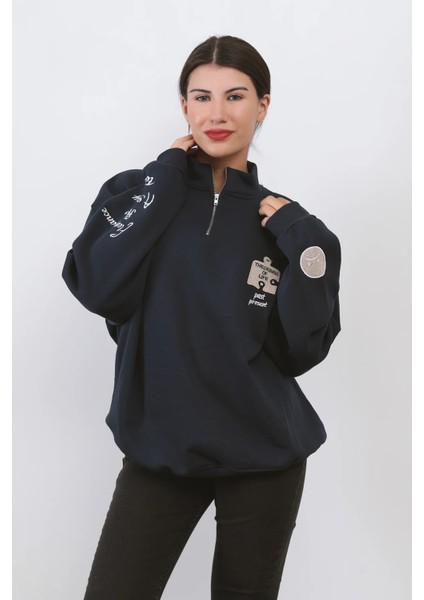 Kadın Oversize Sweatshirt Lacivert Yarım Fermuar Dik Yaka Nakışlı Tasarım Pamuk Karışımlı - 9009 fırsatları
