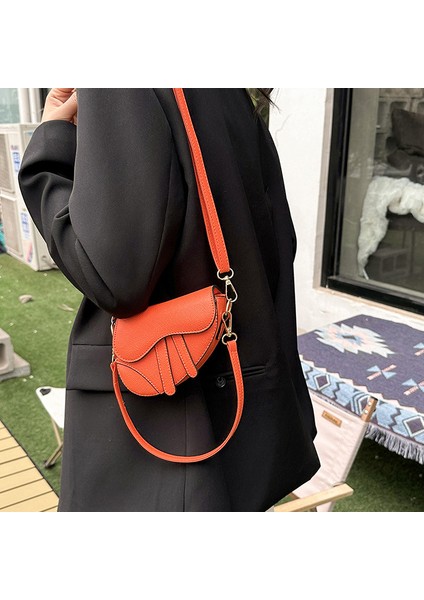 Yeaın Çapraz Askılı Çanta Taşınabilir Yüksek Kaliteli Pu Malzeme Yüksek Kaliteli Işçılik Modaya Uygun ve Sade Stil Yatay Kare Stil, Kahverengi (Yurt Dışından) modelleri