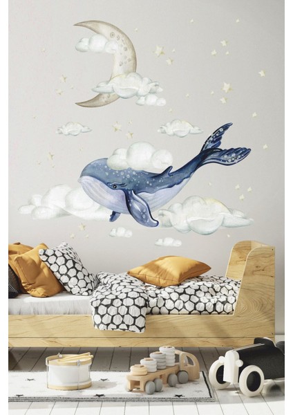 Mavi balina ve bulutlar temalı duvar dekor seti, çocuk odasına neşe katacak.