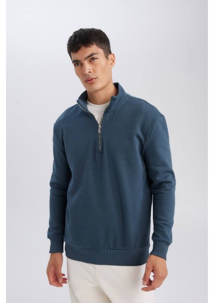 Comfort Regular Fit Rahat Kalıp Dik Yaka Fermuarlı Kalın Basic Düz Sweatshirt X7405AZ24AU