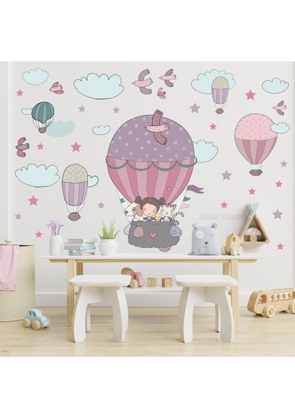 Neşeli ve renkli çocuk odası duvar sticker seti, eğlenceli dekorasyon!