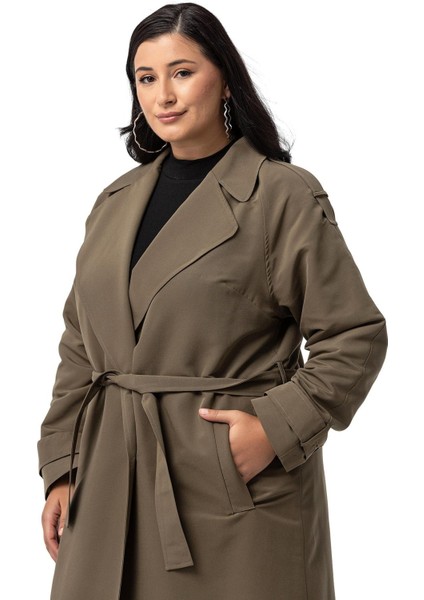 Büyük Beden Mono Yaka Kruvaze Kapamalı Yırtmaçlı Astarlı Uzun Haki Trençkot indirimleri