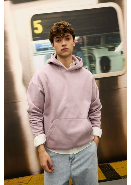 Oversize Geniş Kalıp Kapüşonlu Kanguru Cepli Basic Düz Sweatshirt A4331AX24AU