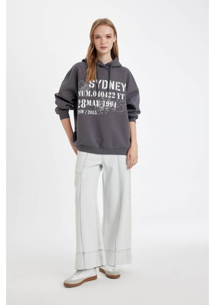 Oversize Fit Kapüşonlu Baskılı Kalın Kumaş SWEATSHIRT E0673AX24WN