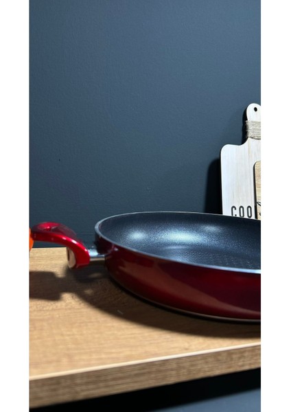22 cm Çift Kulp Kırmızı Seramik Tava fırsatları