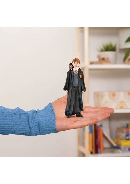 42634 Schleich - Ron Weasley ve Scabbers - Harry Potter Serisi +3 Yaş
