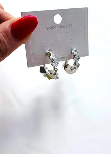 Pullu Zirkon Taşlı Sallantılı Shakira Küpe 2 Cm. fırsatları