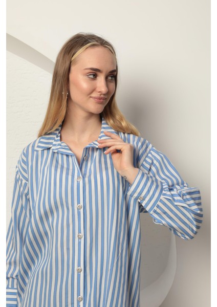 Poplin Kalın Çizgi Kadın Gömlek Mavi fiyatları