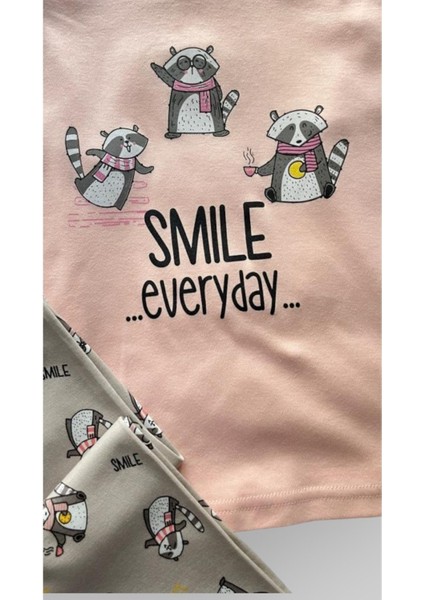 Elmas Kids Kız Çocuk Uzun Kollu  Pamuklu Yaramaz Rakunlar Desenli Pembe Bej Yavruağzı Pijama Takımı