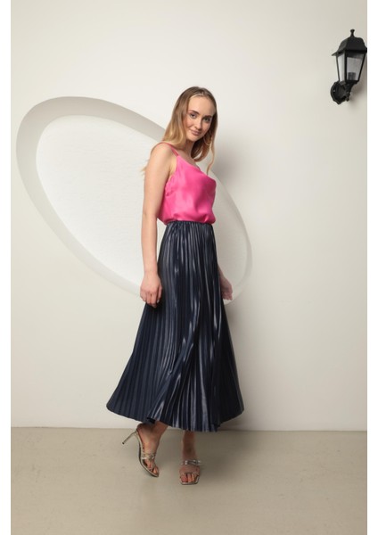 Örme Kumaş Kadın Piliseli Etek Lacivert modelleri