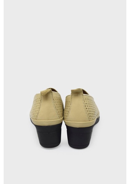 AKYN83.K5 Bej Kadın Desenli Comfort