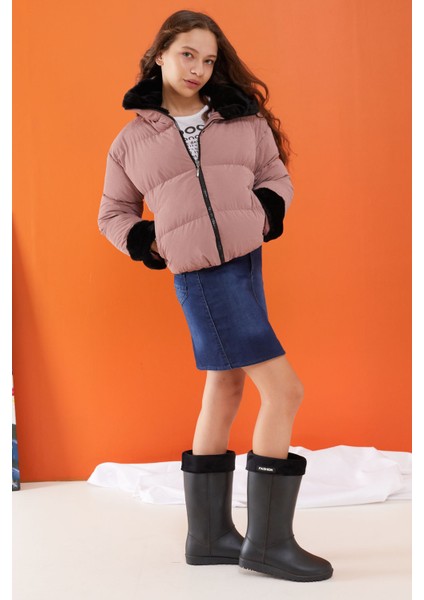 Pembe Dik Yaka Kolu Kürk Detaylı Kız Çocuk Şişme Mont 19506 modelleri