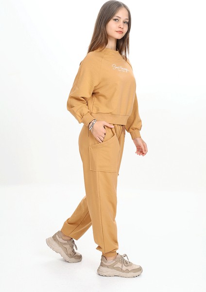 Kız Çocuk Bisiklet Yaka Baskılı Eşofman Takımı modelleri