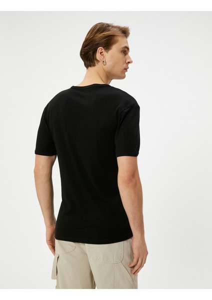 Basic Tişört Slim Fit Bisiklet Yaka Kısa Kollu Pamuklu