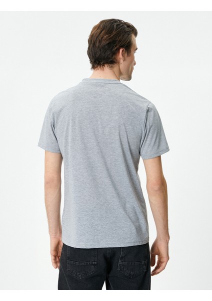 Slogan Baskılı Tişört Slim Fit Bisiklet Yaka Kısa Kollu fırsatları