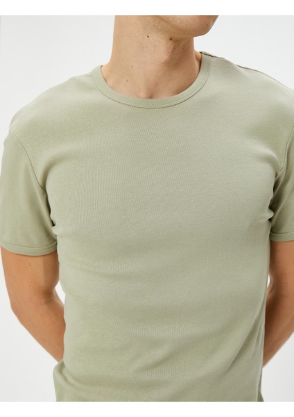 Basic Tişört Slim Fit Bisiklet Yaka Kısa Kollu Pamuklu indirimleri
