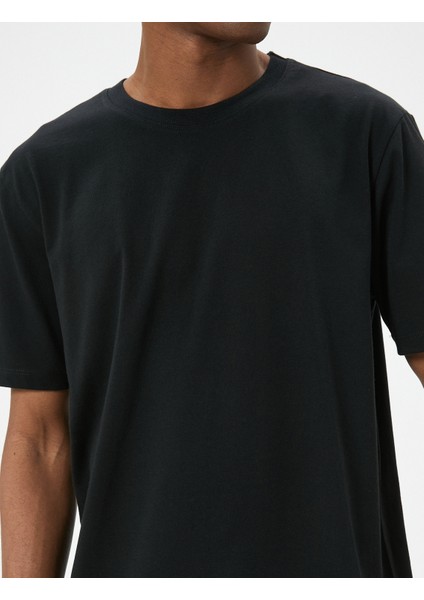Basic Tişört Slim Fit Bisiklet Yaka Kısa Kollu Pamuklu