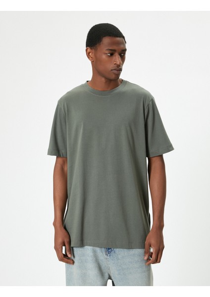 Basic Tişört Bisiklet Yaka Kısa Kollu modelleri