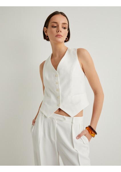 Yelek V Yaka Düğmeli Mini Cep Detaylı