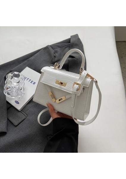 2024 Yeni Kelly Çanta Moda Kadın Çok Yönlü Crossbody Çanta Küçük Kare Çanta High-End Omuz Çantası Çanta (Yurt Dışından)