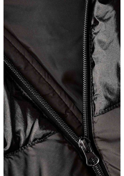 Nkfmılle Puffer Jacket Bl Siyah Kız Çocuk Mont fırsatları