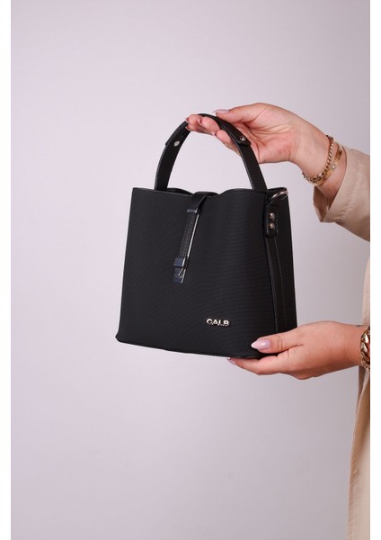 Yeni Sezon Kadın Omuz Çantası 4 Bölmeli Ayarlanabilir Geniş Askılı 22X20 cm AKL2055