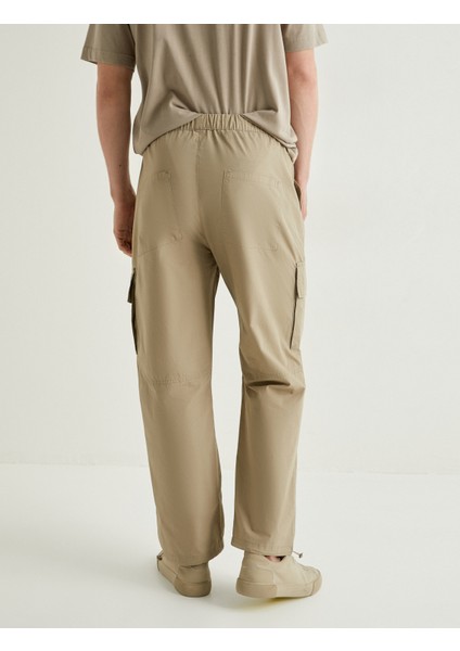 Kargo Paraşüt Pantolon Rahat Kesim Beli Lastikli Cep Detaylı fırsatları