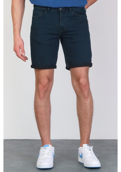 Erkek Taşlamalı Rahat Kesim Dark Green Jean Şort
