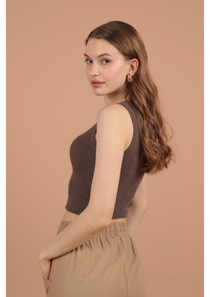 Kaşkorse Kumaş Halter Yaka Kadın Bluz Koyu Kahve