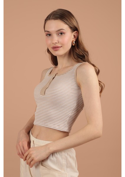 Kaşkorse Çizgili Kumaş Patı Çıtçıtlı Kadın Bluz Bej fırsatları