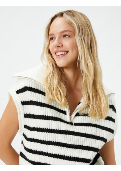 Süveter Yarım Fermuar Detaylı Dik Yaka Kolsuz fiyatları