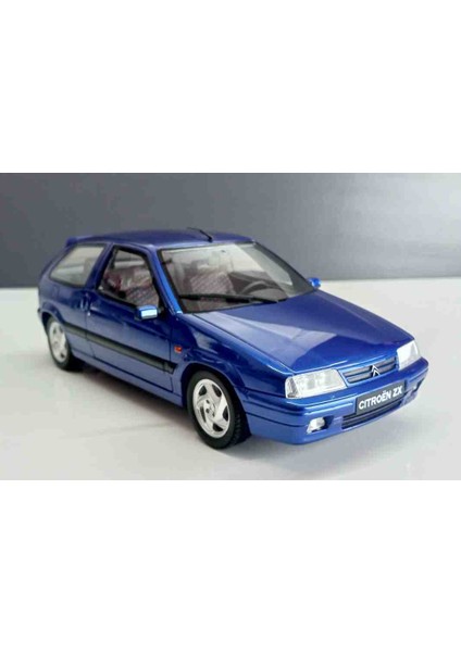 Dianomi 1:18 Citroen Zx Reçine Kapalı Gövde Model