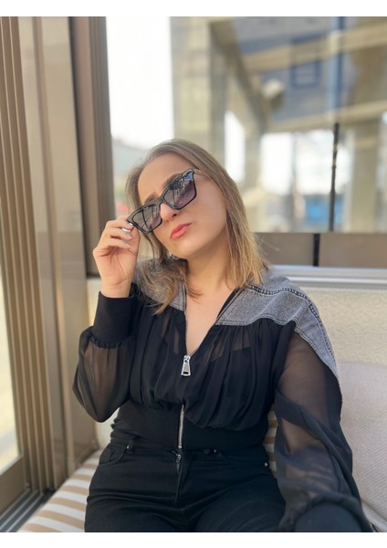 Kot Detaylı Fermuarlı Siyah Tül Bluz