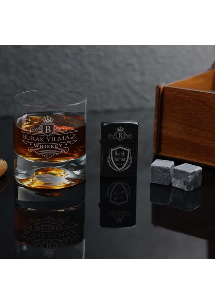 Ahşap Kutulu Retro Tasarımlı İsim & Mesaj Yazılı Çakmak & Taşlı Viski Kadehi Seti fiyatları