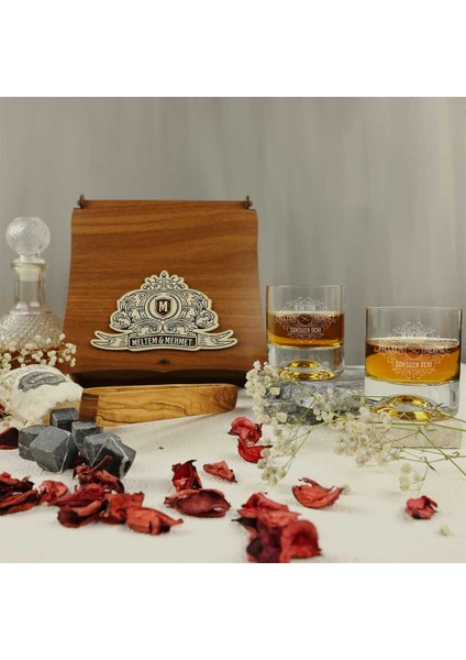 Ahşap Kutulu Vintage Tasarımlı Çiftlere Özel Maşa & Taşlı 2'Li Viski Kadehi Seti