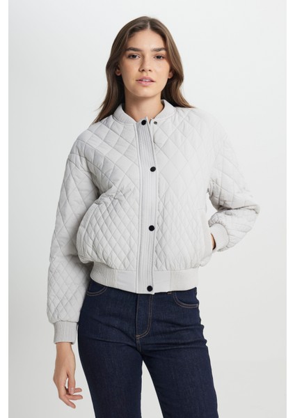 Loose Fit Rahat Kesim Kapitone Detaylı Gri Bomber Ceket fiyatları
