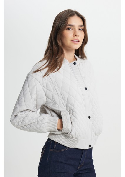 Loose Fit Rahat Kesim Kapitone Detaylı Gri Bomber Ceket modelleri