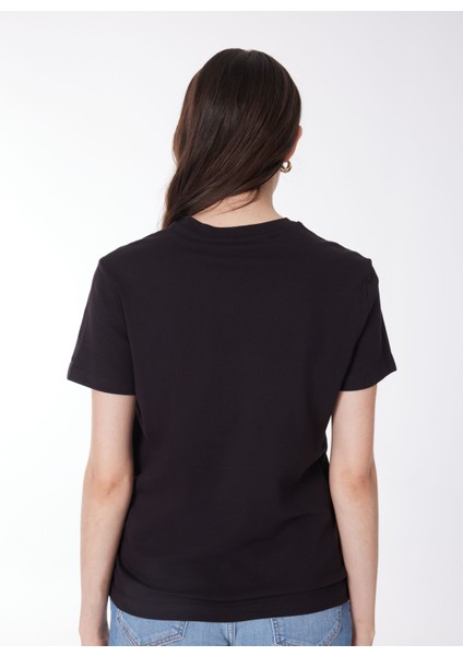 Yuvarlak Yaka Baskılı Siyah T-Shirt 76PAHG12 indirimleri