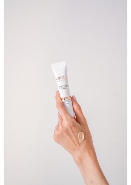 Cilt Tonu Dengeleyici Güneş Koruyucu Etkili Fondoten Kapatıcı Krem (SPF35 Bb Krem) fırsatları