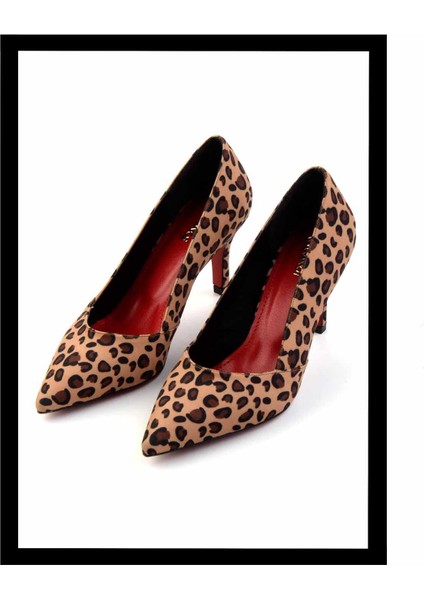 Leopar Kumaş Kadın Klasik Topuklu Ayakkabı K01231402804