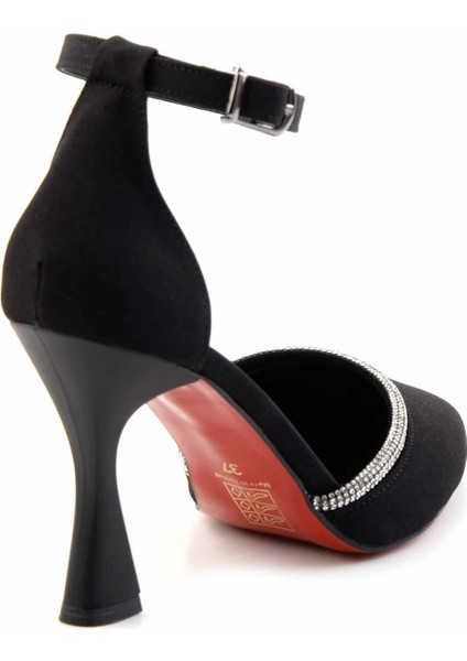 Mat Siyah Saten Kadın Klasik Topuklu Ayakkabı K01038006038 fırsatları