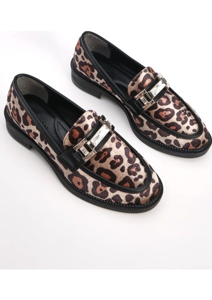 Toka Detaylı Loafer Günlük Kadın Ayakkabı Leopar