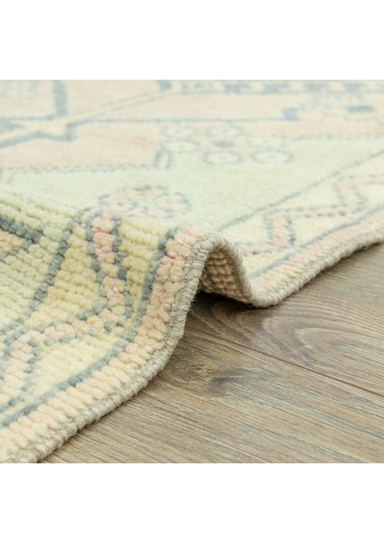 Yulsa Geometrik Desenli Yün Halı 70X193 cm fırsatları