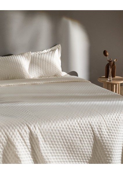 Arles Çift Kişilik Saten Yatak Örtüsü - Ekru fiyatları