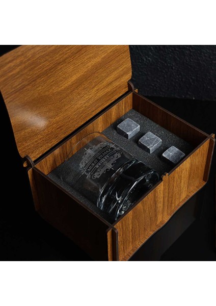 Ahşap Kutulu Vintage Tasarımlı İsim & Mesaj Yazılı Taşlı Viski Kadehi Seti indirimleri