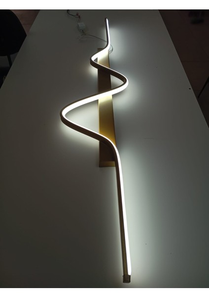Tuna / Aplik / 120X24 cm / Gold Gövde / 3 Renk Işık / 3 Yıl Garanti fırsatları