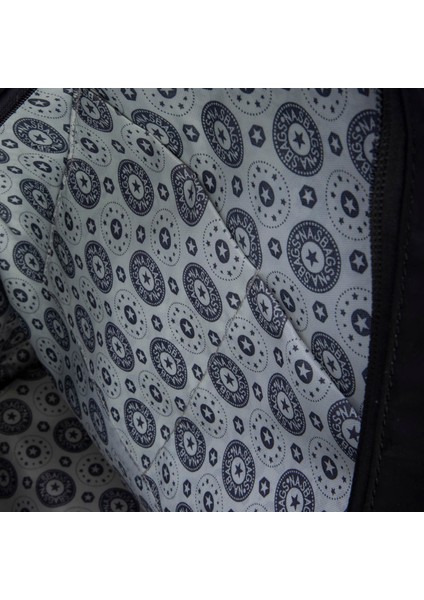 Büyük Boy Su Geçirmez (Waterproof) Hafif Sırt Çantası Siyah