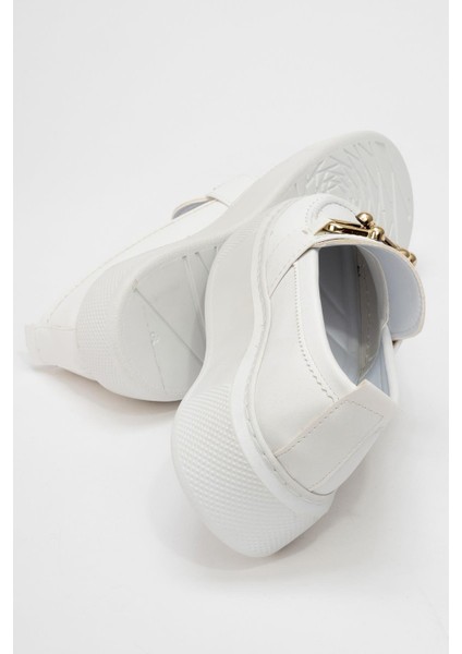 Taş Bağcıklı Kadın Spor Ayakkabı BEYAZ CİLT fırsatları