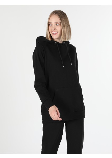 Regular Fit Kapüşonlu Düz Kadın Siyah Sweatshirt