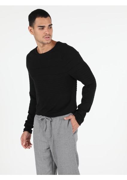 Slim Fit Yuvarlak Yaka Erkek Siyah Kazak